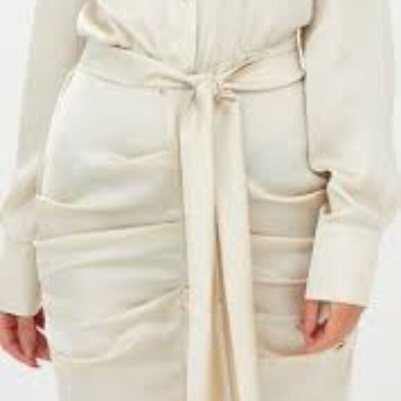 PrettyLittleThing Champagne Satin Ruched Shirt Dress Size 4 in Champagne NWT - Picture 3 of 8